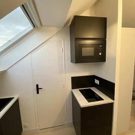 La 5 Etoiles 30g Rue General Margueritte Apartment